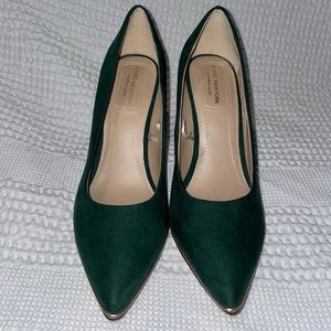 Andrew Marc green pumps